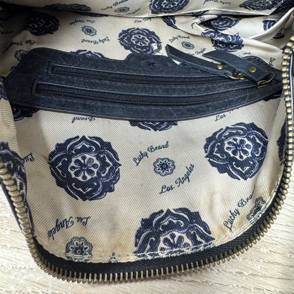 Lucky Brand Navy Blue Leather Crossbody Bag Shoulder Purse‎ Studs and Fringe - Picture 11 of 16